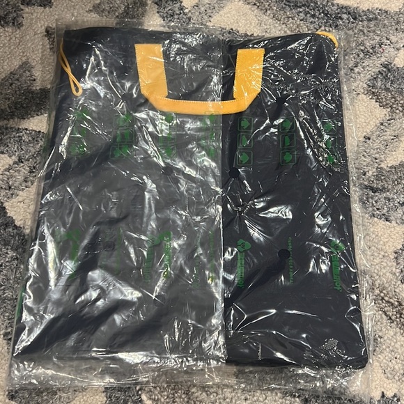 BRAND NEW LINE FRIENDS TOTE BAG - Picture 2 of 2